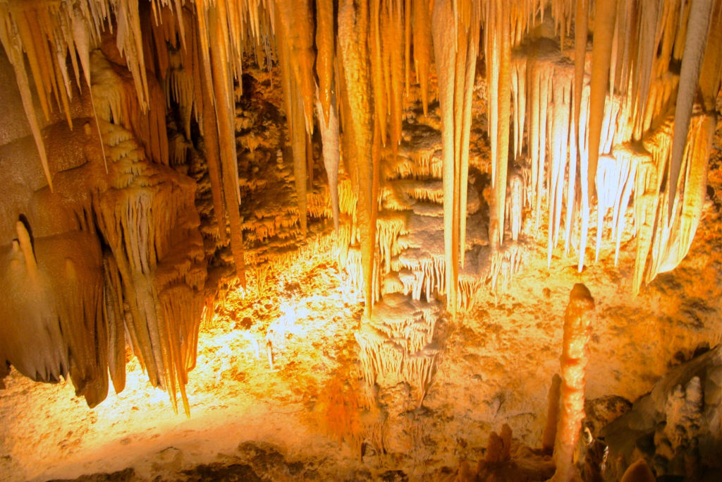 Grotta-di-hoshino