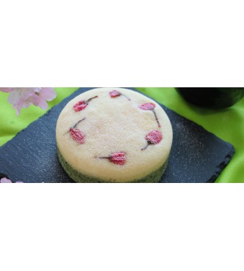 El aroma de las flores de cerezo y la artemisa: Pastel Ukishima