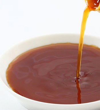 Salsa ponzu: origine, sapore e modi d’uso